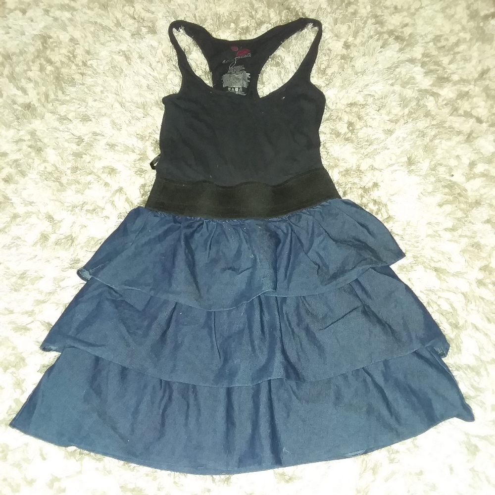 💜3 for $10💜Miley Cyrus and Max Azria dress